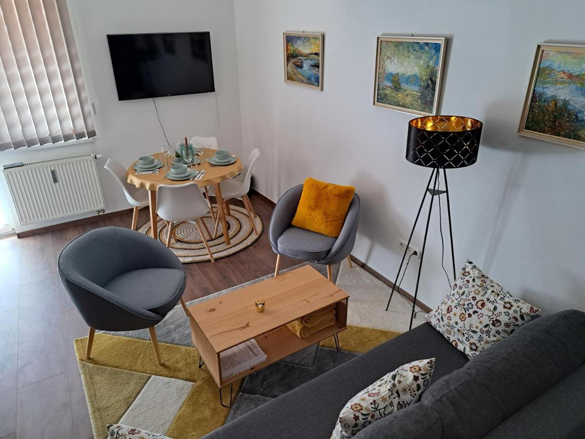 Rozsa Apartman Keszthely Ngoại thất bức ảnh