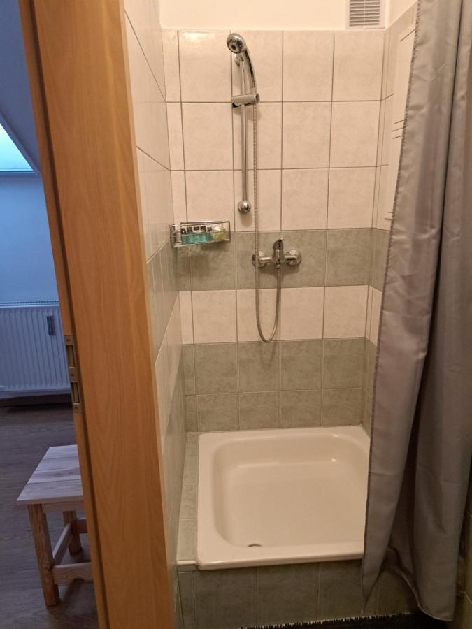 Rozsa Apartman Keszthely Ngoại thất bức ảnh